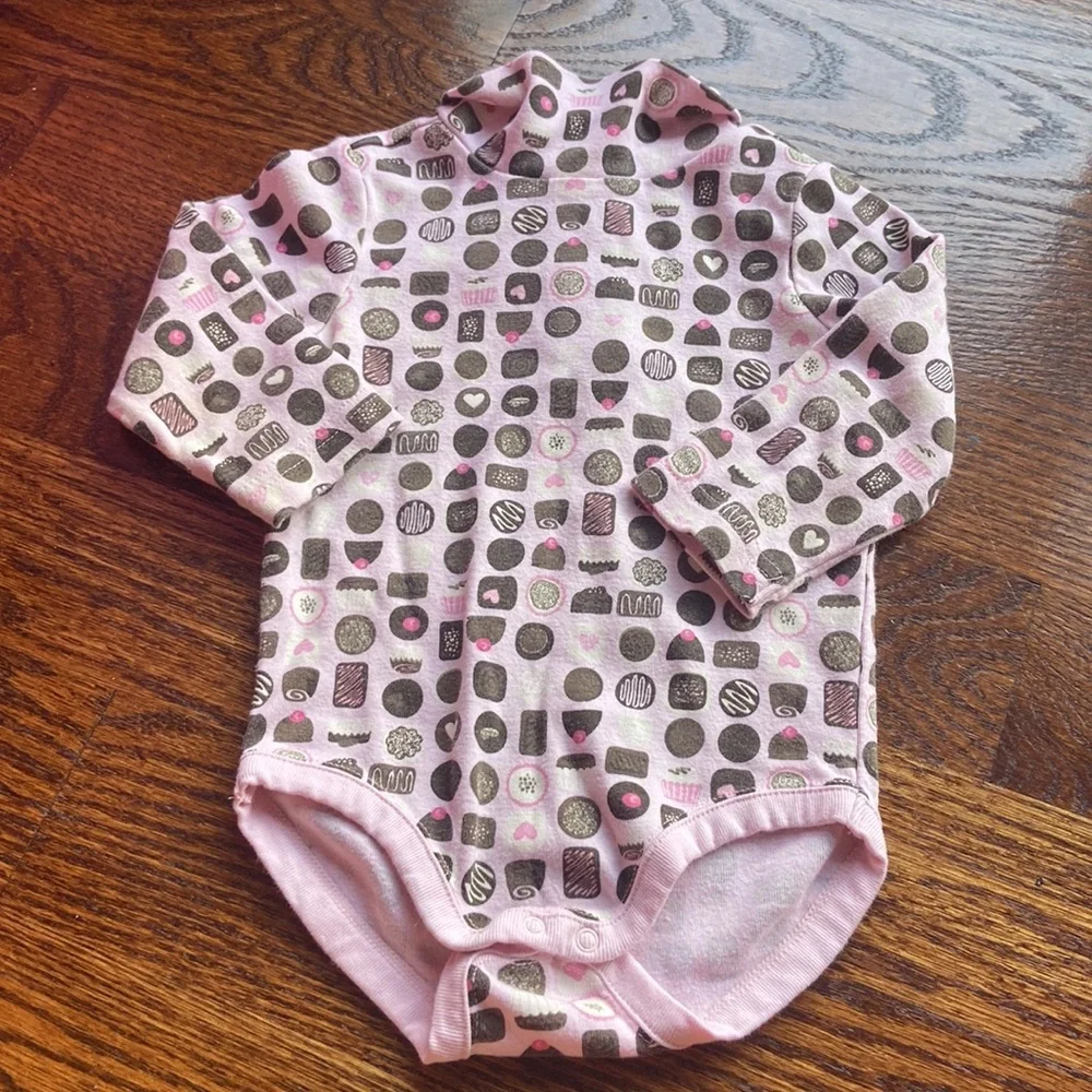2 baby onesies!